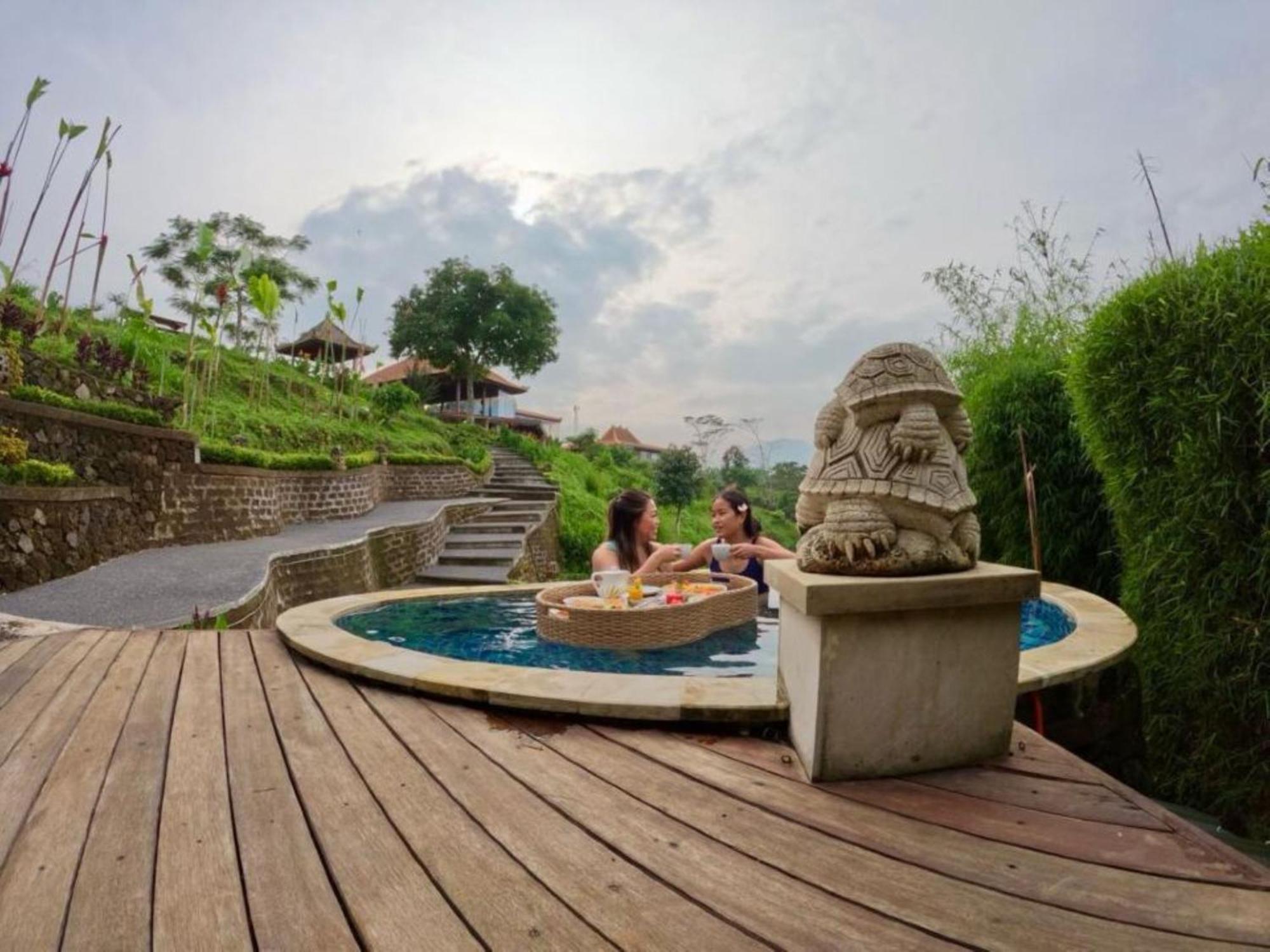 Munduk Tentrem Resort Exterior foto